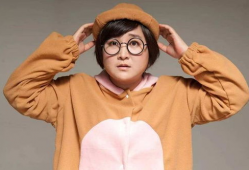 娱乐圈吃瓜八卦贾玲,娱乐圈的“瓜王”，揭秘幕后故事与搞笑人生